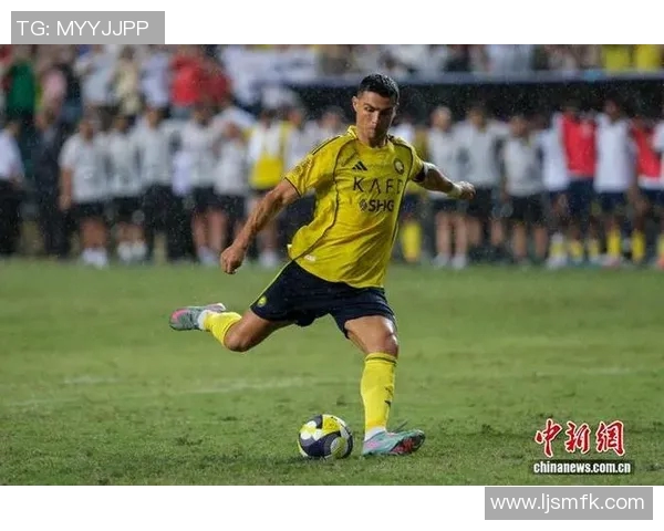 球迷热情献礼足球明星感动瞬间与背后的故事 球迷热情献礼足球明星感动瞬间与背后的故事