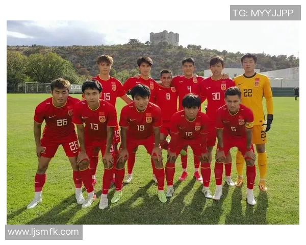 深圳足球队在世界杯预选赛中以95分稳居积分榜首位展现强劲实力 深圳足球队在世界杯预选赛中以95分稳居积分榜首位展现强劲实力