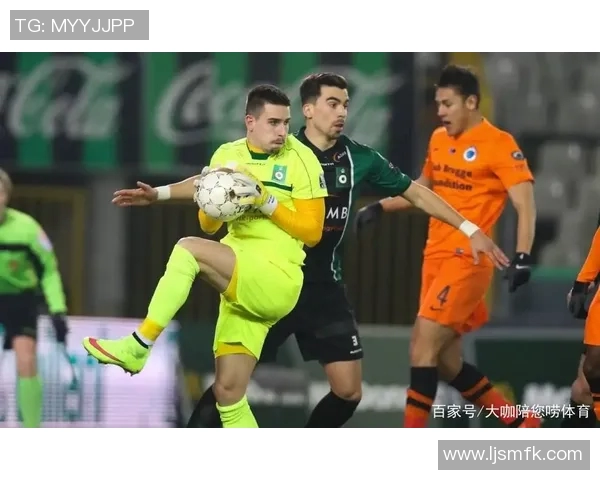 空中悲剧足球巨星在飞行中离世的感人故事与影响