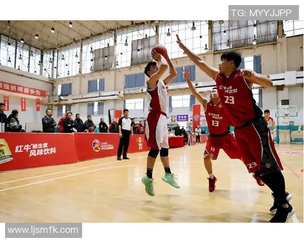 深入分析西安篮球队边路渗透战术的特点与应用策略